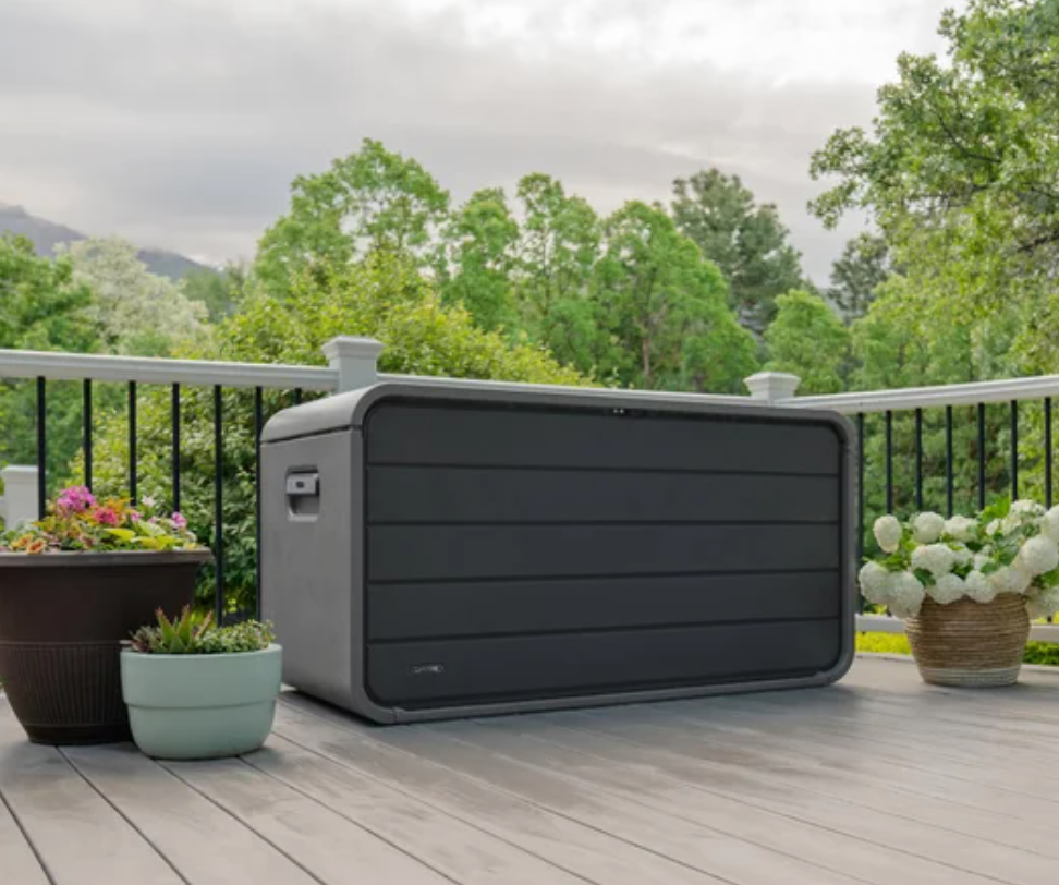 Lifetime 165 Gallon Modern Deck Box